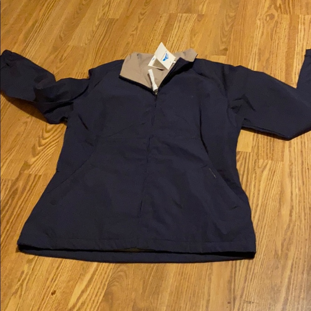 BNWT Tri Mountain jacket navy & tan women size M